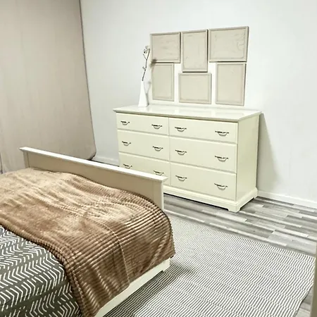 Im Zentrum Von Apartment
